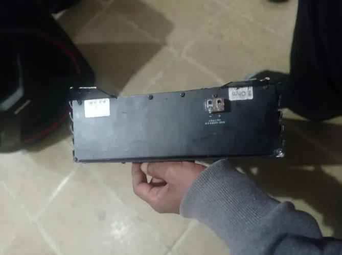 Vendo caixa de som amplificada automotiva