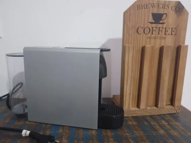 Maquina de café nespresso essenza mini 220v