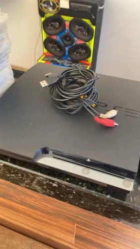 Vende-se PlayStation 3