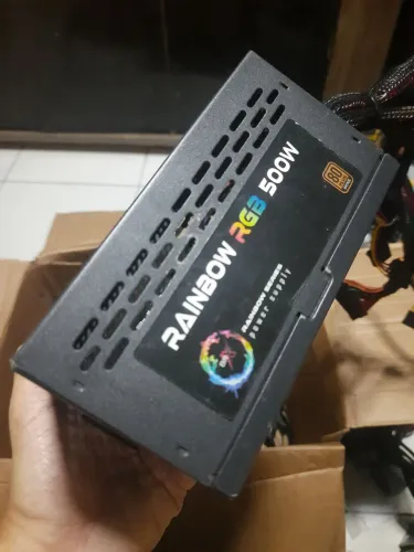 Fonte Gamer Rainbow 500 watts, pfc ativo. Retirar peças.