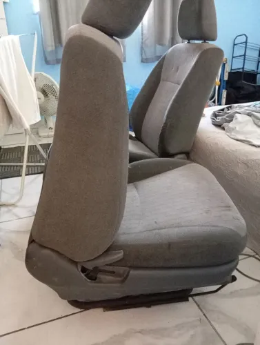 Par de bancos do gol 2 portas adaptado pra Fusca e Brasília