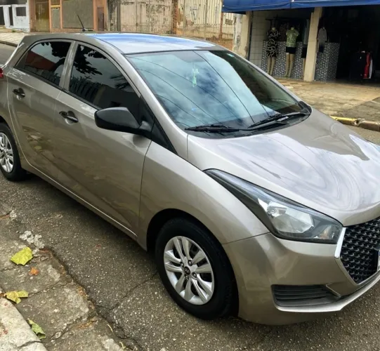 Hyundai HB20 Unique 1.0 Flex 12V Mec. 2019