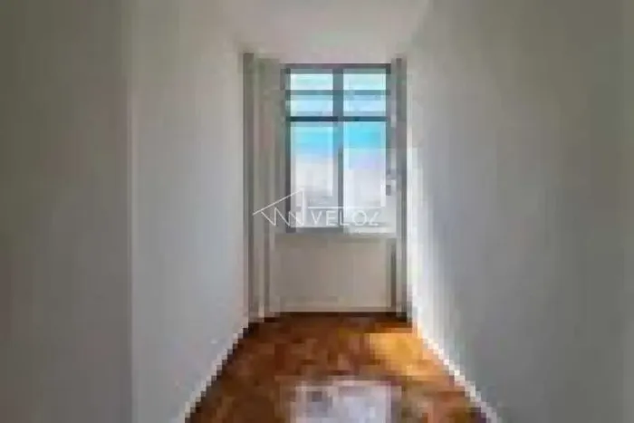Apartamento : Padrão / Residencial / Centro