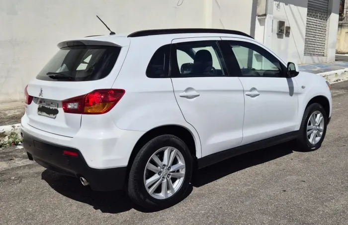 Mitsubishi ASX 2.0 16V 160cv Aut. 2012