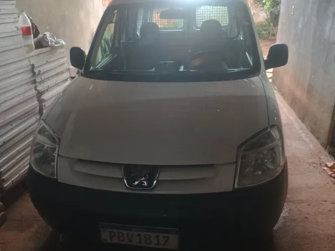 Peugeot Partner Furgão 1.6 16v/ 1.6 16V Flex 3P 2020