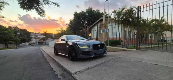 Jaguar XE 2.0 Turboch. R-sport 240/250cv Aut. 2017