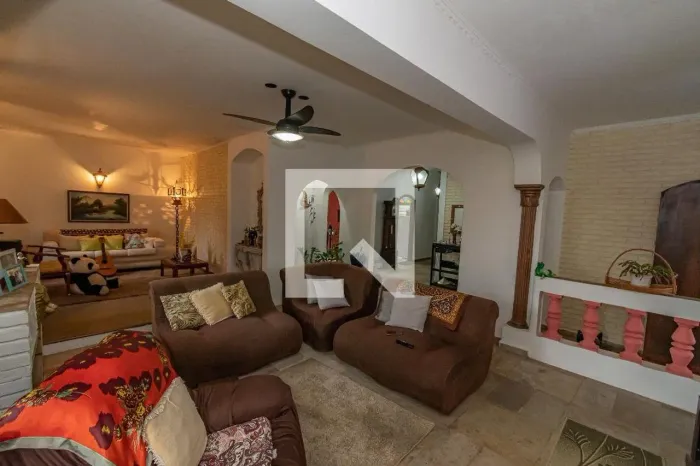 CASA RESIDENTIAL em Campinas - São Paulo, Parque Taquaral