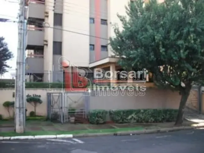 Locação de Apartamentos / Padrão na cidade de Araraquara