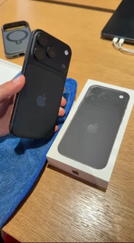 iPhone 18 pro 256gb Black