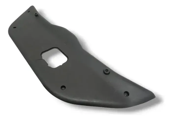 Aplique Interno Tampa Traseira Kia Picanto 2008 2009 Detalhe