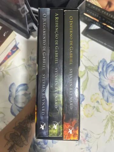 Box O Inferno de Gabriel (3 livros)