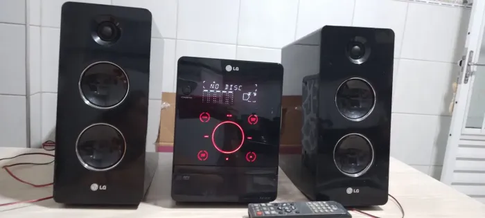 MICRO HI FI SYSTEM  Modelo No FA 162z