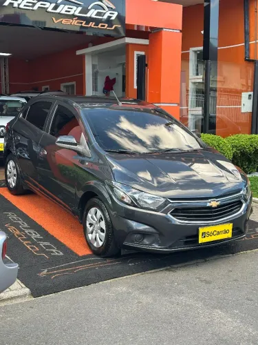 Chevrolet Onix Hatch LT 1.0 8V Flex Mec. 4P 2018