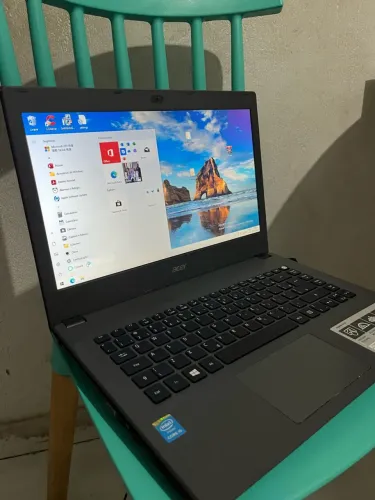 Notebook acer i5 4GB 1 tera