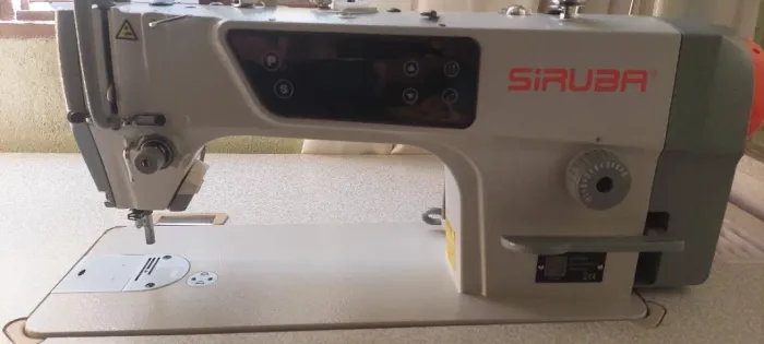 Máquina de costura industrial reta siruba