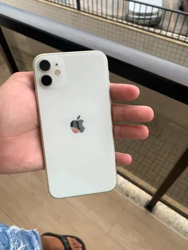 iPhone 11 64GB Branco | Excelente Estado | Face ID OK | Nunca Aberto.