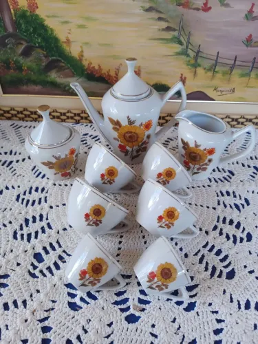 Jogo  de café porcelana pozzani 