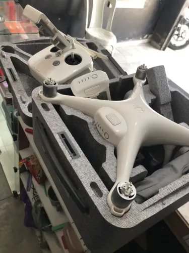 Drone phanton 4, troco em um menor