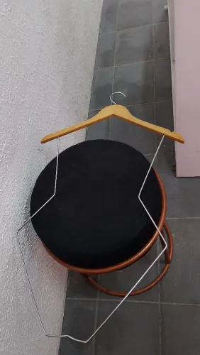 CABIDES SILHUETA EM MADEIRA, DE EXCELENTE QUALIDADE