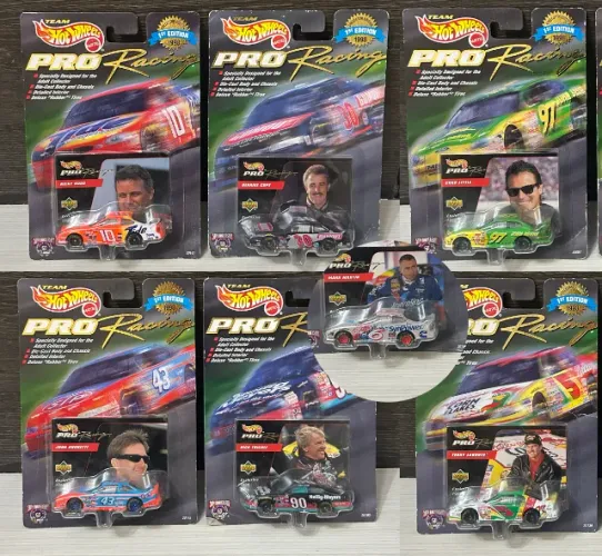 Hot Wheels Set 14 Minis Pro Racing Nascar 1st Edition 1998