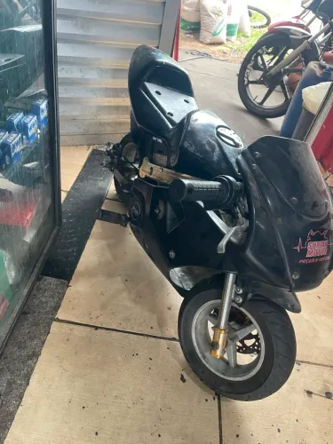 Motinha infantil a gasolina
