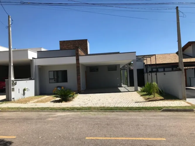 Casa de condomínio à venda no bairro Condomínio Chacur com 290 m² e 3 dormitórios