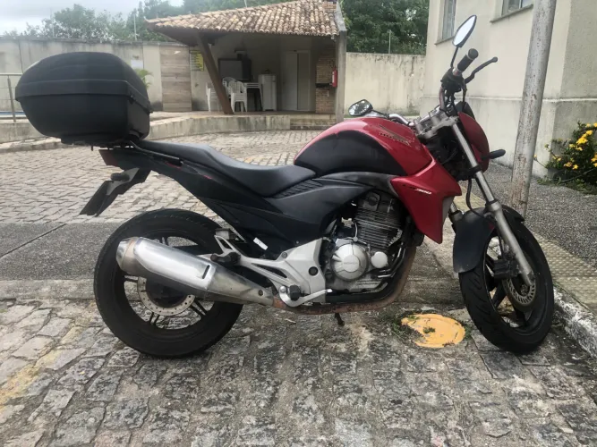 Cb 300 r - 10.000R$
