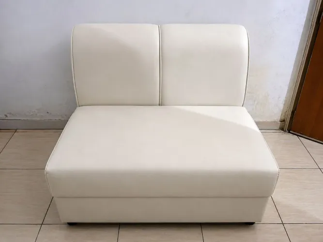 Sofa 2 lugares couro branco