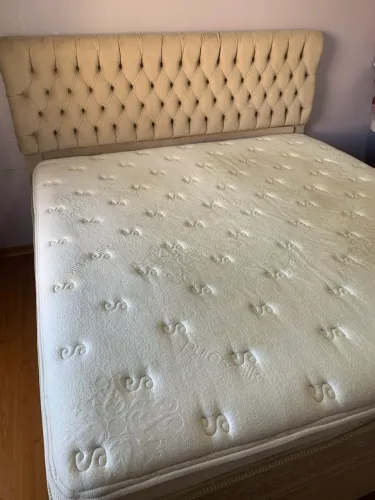 Cama Box King Herval + Cabeceira Capitonê