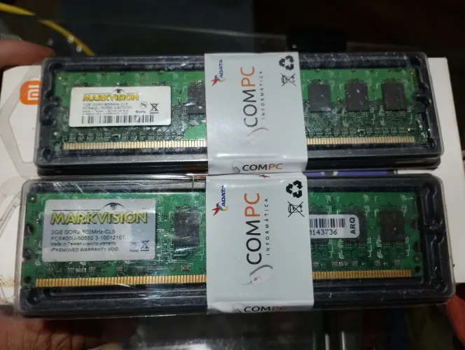 Placas de memória DDR2 1G e 2G