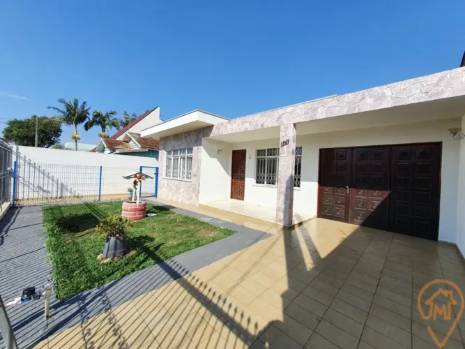 TERRENO COM 504m² | RESIDÊNCIA AVERBADA COM 211m² | HAUER