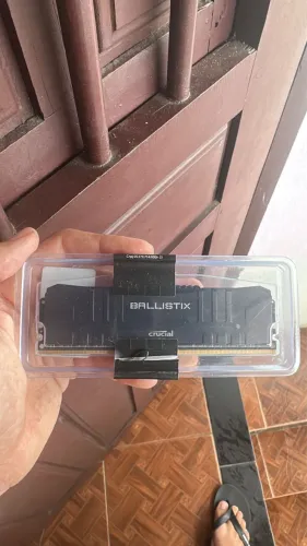 Memória Crucial Ballistix Sport LT, 8 GB (2X4),2400MHz, DDR4, CL16, Preta.
