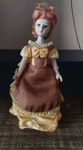 Boneca de Porcelana - Damas de Época Planeta DeAgostini