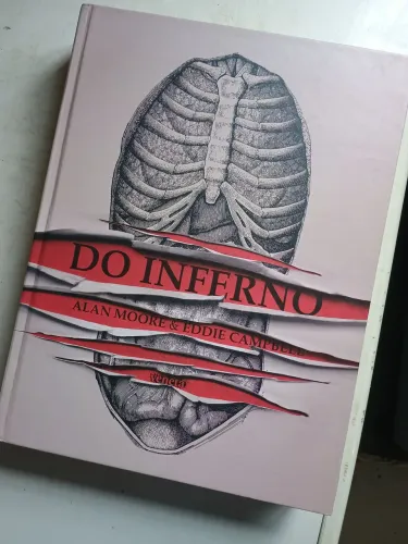 HQ Do Inferno de Alan Moore edição Capa Dura