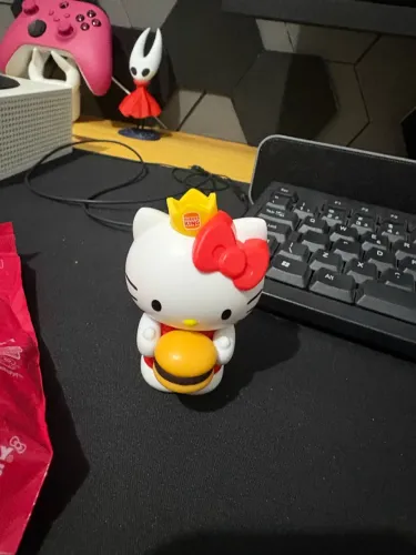 Hello kitty Burguer King