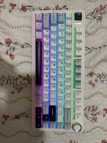 Teclado Mecânico Aula F75