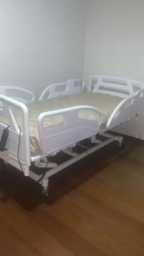 Cama hospitalar elétrica