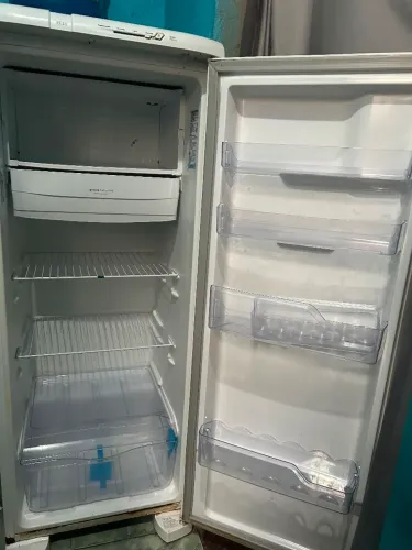 Vendo geladeira
