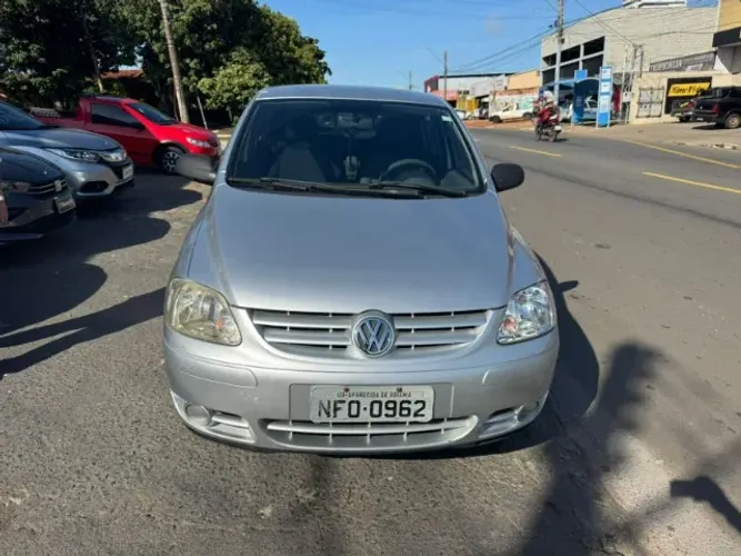Volkswagen Fox Plus 1.6mi/ 1.6mi Total Flex 8V 3P 2005