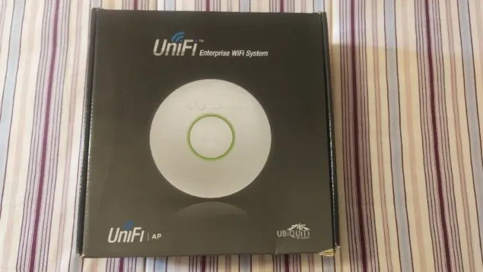 Kit 04 AP UNIFI (Ubiquiti) AP´s 2.4Ghz (300Mbs)