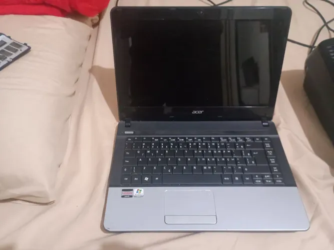 Notebook Acer Aspire E1 Retirada de peças 
