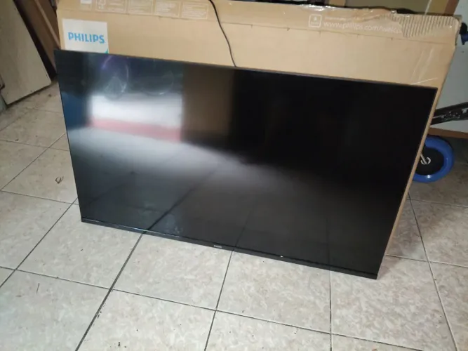Televisão Philips 43 polegadas Fhd, Nova na caixa