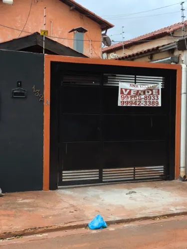 Duplex 04 quartos sendo 01 suíte completo com armários em Jardim Morenão - Campo Grande -