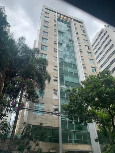 Apartamento para aluguel tem 67 metros quadrados com 1 quarto