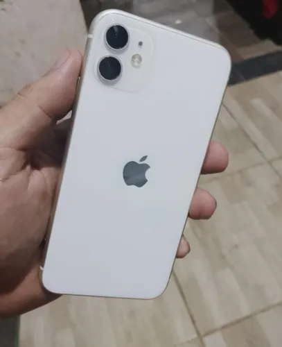 iPhone 11 todo original nunca foi aberto único dono com nota fiscal