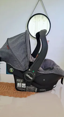 Bebê conforto