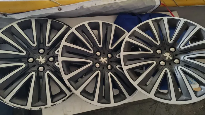 Calota Peugeot 2008