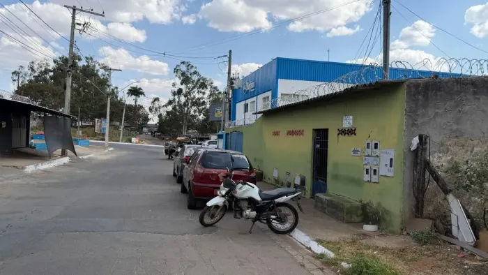 OPORTUNIDADE LOTE COMERCIAL 360 M2 SETOR ESPLANADA AO LADO DA CASTELO BRANCO E AV. LESTE