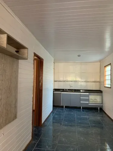 Casa Ampla, Arejada e Pronta para Morar - Excelente Localização!