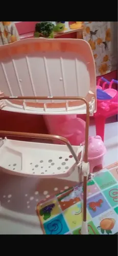 Banheira rosê com suporte